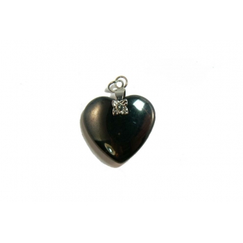 Shiny Grey Hematite Heart-Shaped Pendant Shiny Grey Hematite Heart-Shaped Pendant